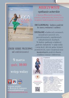 Powiększ obraz: fot. Scena po sąsiedzku w Legionowie. Na zdjęciu na okładce książki kobieta podnosi nogę ku górze. Na dole kobieta z założonymi nogami siedzi na krześle