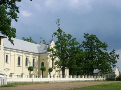 Powiększ obraz: Kościół w Woli Kiełpińskiej - Zdjęcie nr 3