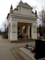 Powiększ obraz: Cmentarz parafialny w Woli Kiełpińskiej - Zdjęcie nr 2