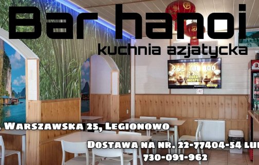 fot. facebook Bar Hanoi Legionowo, https://www.facebook.com/profile.php?id=100038066377508. Na zdjęciu Bar Hanoi, lodówka z napojami, stoliki z krzesełkami