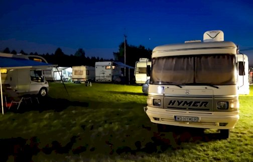 fot. https://camperpark24.pl, zadaszenie od samochodu campingowego, campery