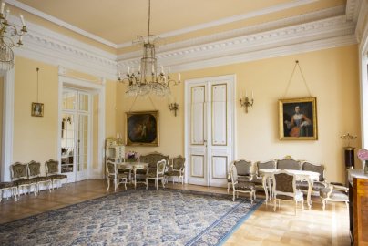 Powiększ obraz: fot. https://www.palacjablonna.pl/. Na zdjęciu sala Mauretańska